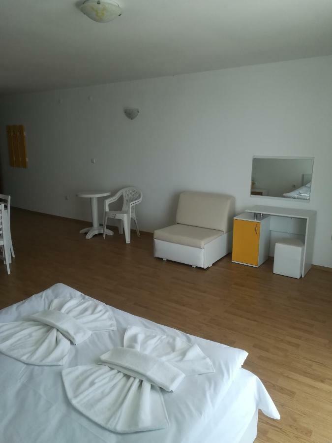 Apartment Rutland Ravda Exterior foto